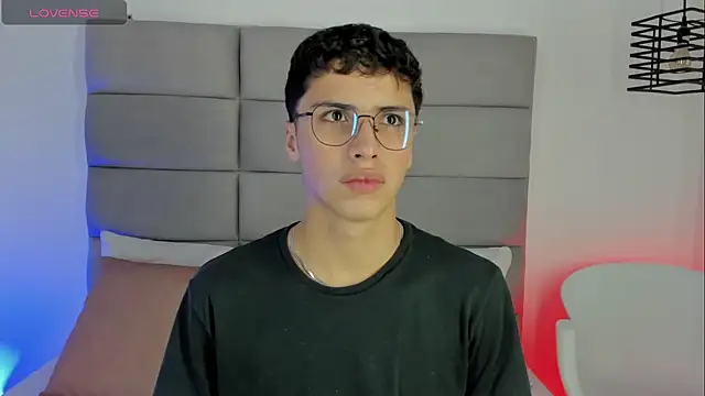 JoshClaarktt online show from March 27, 4:07 am