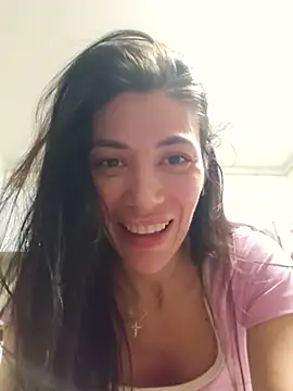 Snapshot of Leena_C chatting on June 3, 6:24 pm Leena C online show from June 3, 6:24 pm