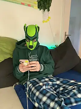 Robbigcum online show from January 17, 12:10 pm