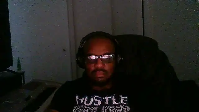 MrUnintentional online show from February 24, 5:27 am