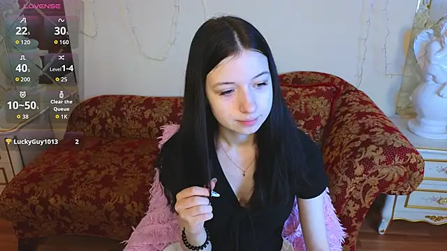 AlicePowells online show from January 18, 5:33 am