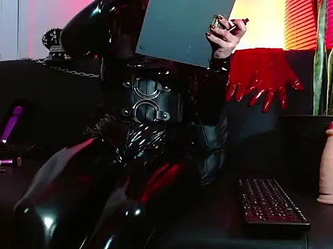 cleodoranoir online show from February 18, 4:14 pm