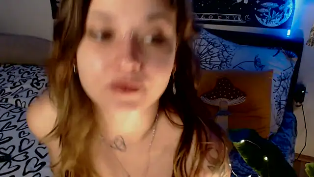 AlienforTwenty online show from February 28, 2:12 am