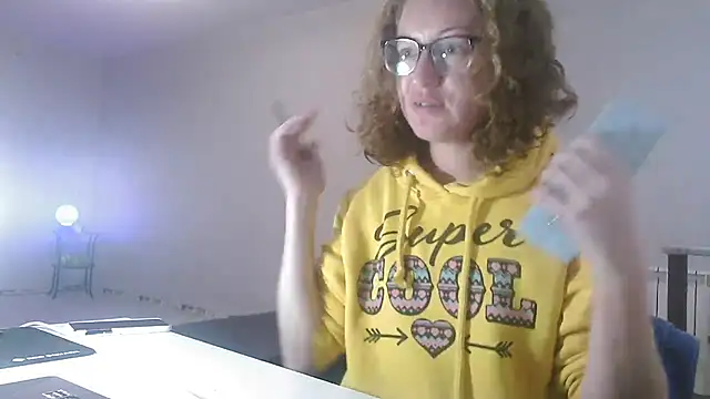 Snapshot of Alice_newhome chatting on July 29, 2:48 pm Alice newhome online show from July 29, 2:48 pm
