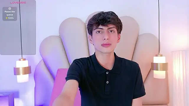 Martin Williams online show from February 5, 7:29 pm