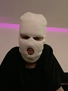 germanydreams25 online show from March 6, 3:19 pm