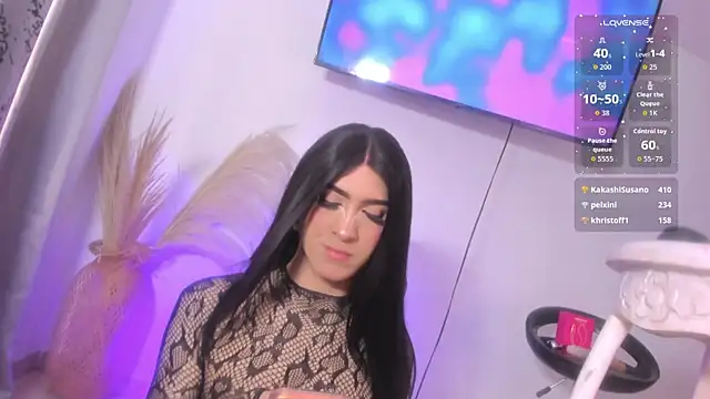 Snapshot of Camila_saaenz chatting on May 21, 2:24 pm Camila saaenz online show from May 21, 2:24 pm