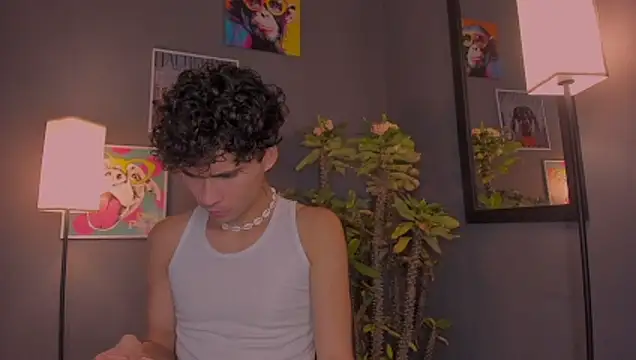 Snapshot of back_thomson chatting on February 9, 2:10 pm back thomson online show from February 9, 2:10 pm