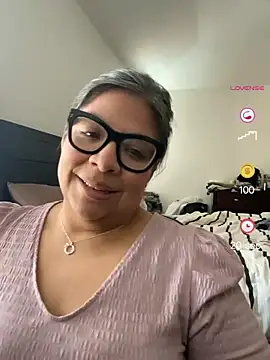 Snapshot of BettyWhispers chatting on July 6, 3:58 pm BettyWhispers online show from July 6, 3:58 pm