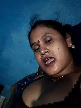 Snapshot of Akanksha_soni chatting on April 30, 8:57 pm Akanksha soni online show from April 30, 8:57 pm