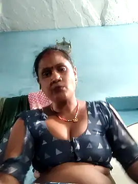 Snapshot of Akanksha_soni chatting on May 1, 10:09 am Akanksha soni online show from May 1, 10:09 am