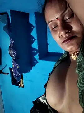 Snapshot of Akanksha_soni chatting on May 12, 7:44 pm Akanksha soni online show from May 12, 7:44 pm