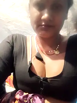 Snapshot of Akanksha_soni chatting on May 20, 10:32 am Akanksha soni online show from May 20, 10:32 am