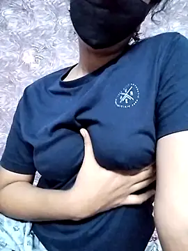 Snapshot of smita_telugu chatting on April 18, 12:14 am smita telugu online show from April 18, 12:14 am