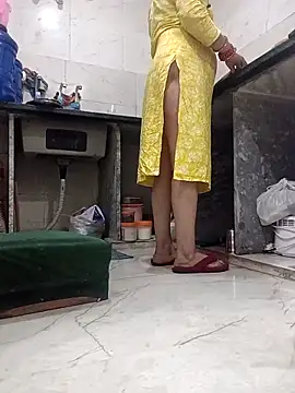 Barbie-Doll7 online show from February 13, 5:36 am