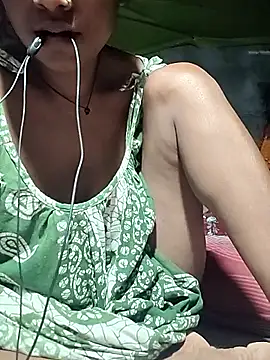 Snapshot of Sweet-rumi chatting on June 1, 3:47 pm Sweet-rumi online show from June 1, 3:47 pm