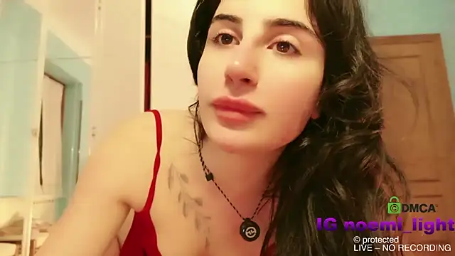 Snapshot of DeaAthena chatting on April 2, 9:12 pm DeaAthena online show from April 2, 9:12 pm