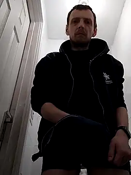 CrookedBunk3527 online show from April 10, 4:39 am