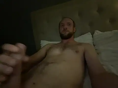 SparkledExtern online show from April 4, 4:33 am