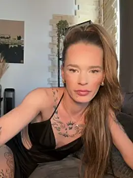 vinique99 online show from March 8, 1:26 pm