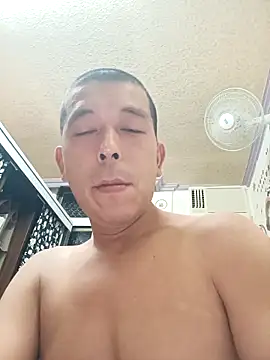 Blackpaullee online show from May 24, 1:27 pm