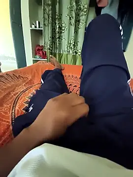 Snapshot of Alexbhuriya420 chatting on February 24, 12:14 pm Alexbhuriya420 online show from February 24, 12:14 pm