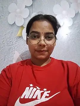 Snapshot of Himani_0122 chatting on June 19, 4:39 am Himani 0122 online show from June 19, 4:39 am