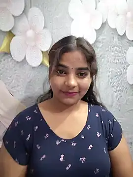 Snapshot of Himani_0122 chatting on June 23, 7:28 am Himani 0122 online show from June 23, 7:28 am