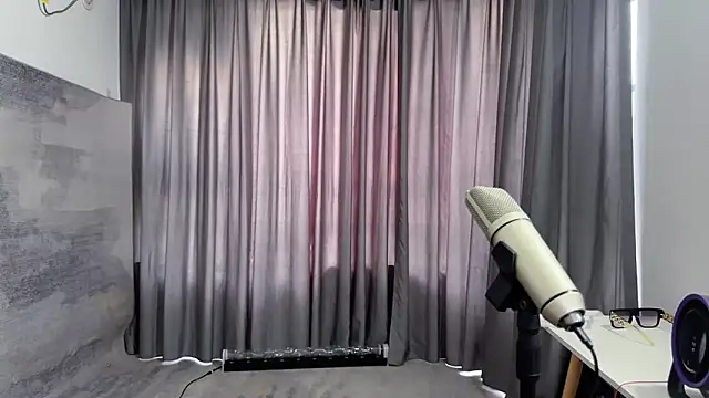 Snapshot of hafabva chatting on July 5, 3:56 am hafabva online show from July 5, 3:56 am