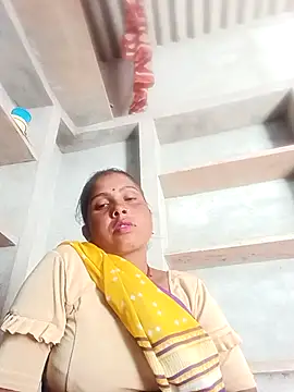 Shreya pandit online show from March 13, 6:20 am