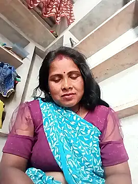 Shreya pandit online show from April 11, 7:45 am