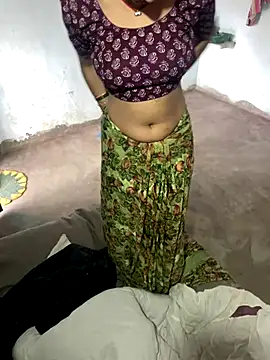 Pooja Love143 online show from January 8, 9:11 am