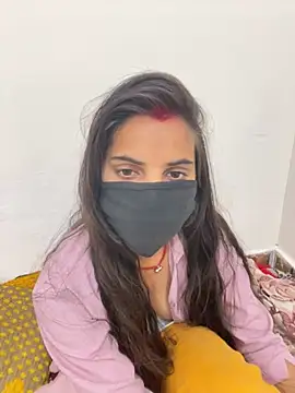 Pooja Love143 online show from March 10, 4:23 pm