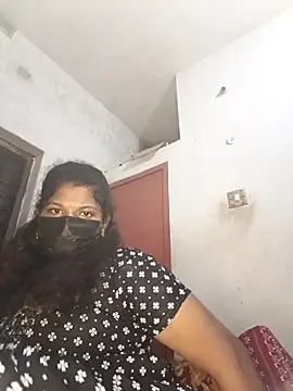 Snapshot of tamilsaisree chatting on April 23, 5:37 pm tamilsaisree online show from April 23, 5:37 pm
