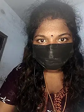 Snapshot of tamilsaisree chatting on April 24, 5:37 pm tamilsaisree online show from April 24, 5:37 pm