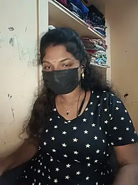 Snapshot of tamilsaisree chatting on July 4, 8:04 pm tamilsaisree online show from July 4, 8:04 pm