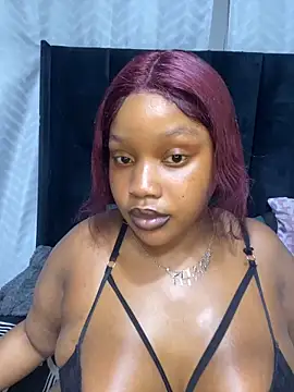 THICKBARBIE32 online show from June 16, 12:57 am