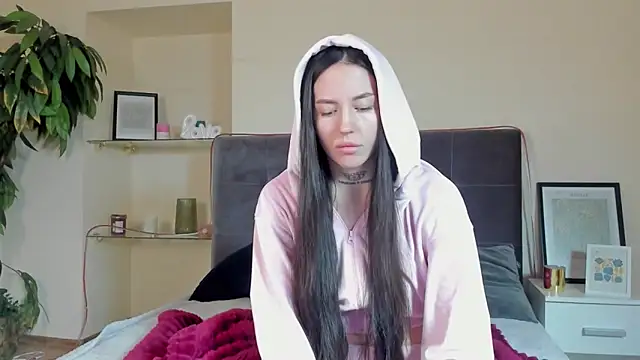 AdrianaCult online show from February 9, 6:17 am