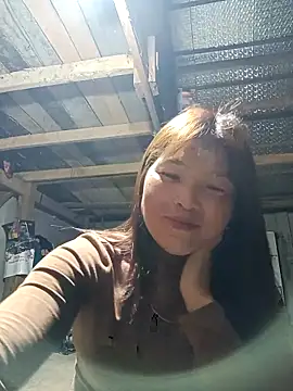 May-Ne online show from March 5, 4:36 pm