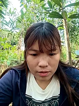 May-Ne online show from April 7, 1:17 am