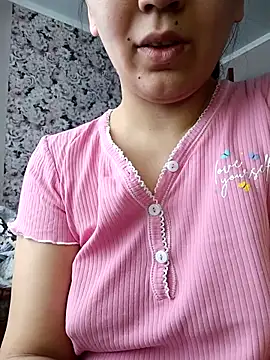 Emilyhomegirl1 online show from March 3, 10:21 am