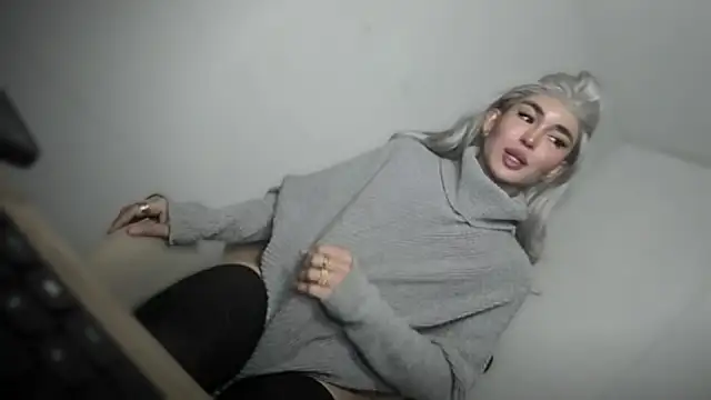 mxshemale ladyboy online show from March 17, 7:28 pm