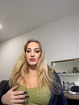 Snapshot of Mileriya chatting on February 14, 3:09 pm Mileriya online show from February 14, 3:09 pm