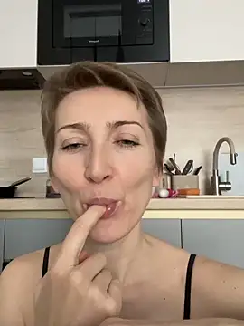 Sensual Flower online show from February 13, 7:26 am