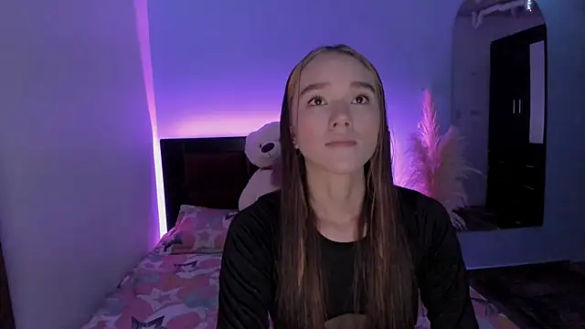 CRISTAL T2 online show from April 18, 2:54 pm