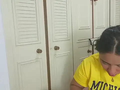 Valery  lovex online show from April 10, 12:16 am