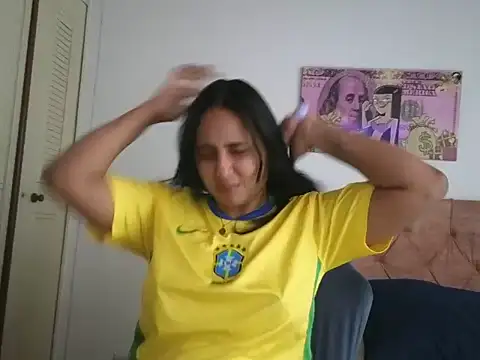 Snapshot of Valery__lovex chatting on June 14, 9:50 pm Valery lovex online show from June 14, 9:50 pm