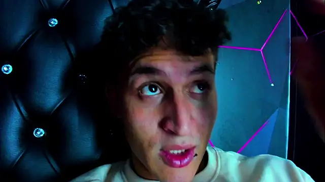 Ethan Waalker online show from February 15, 10:39 pm