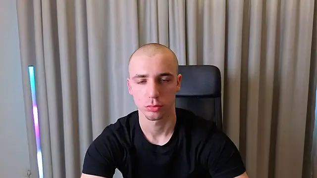 KellenWest online show from March 27, 5:24 am