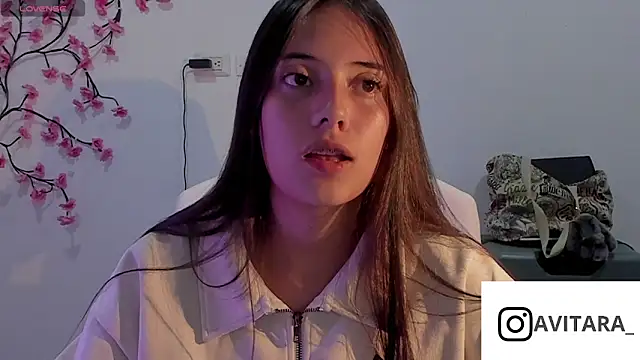 Snapshot of vanesita_ chatting on July 2, 11:44 pm vanesita online show from July 2, 11:44 pm